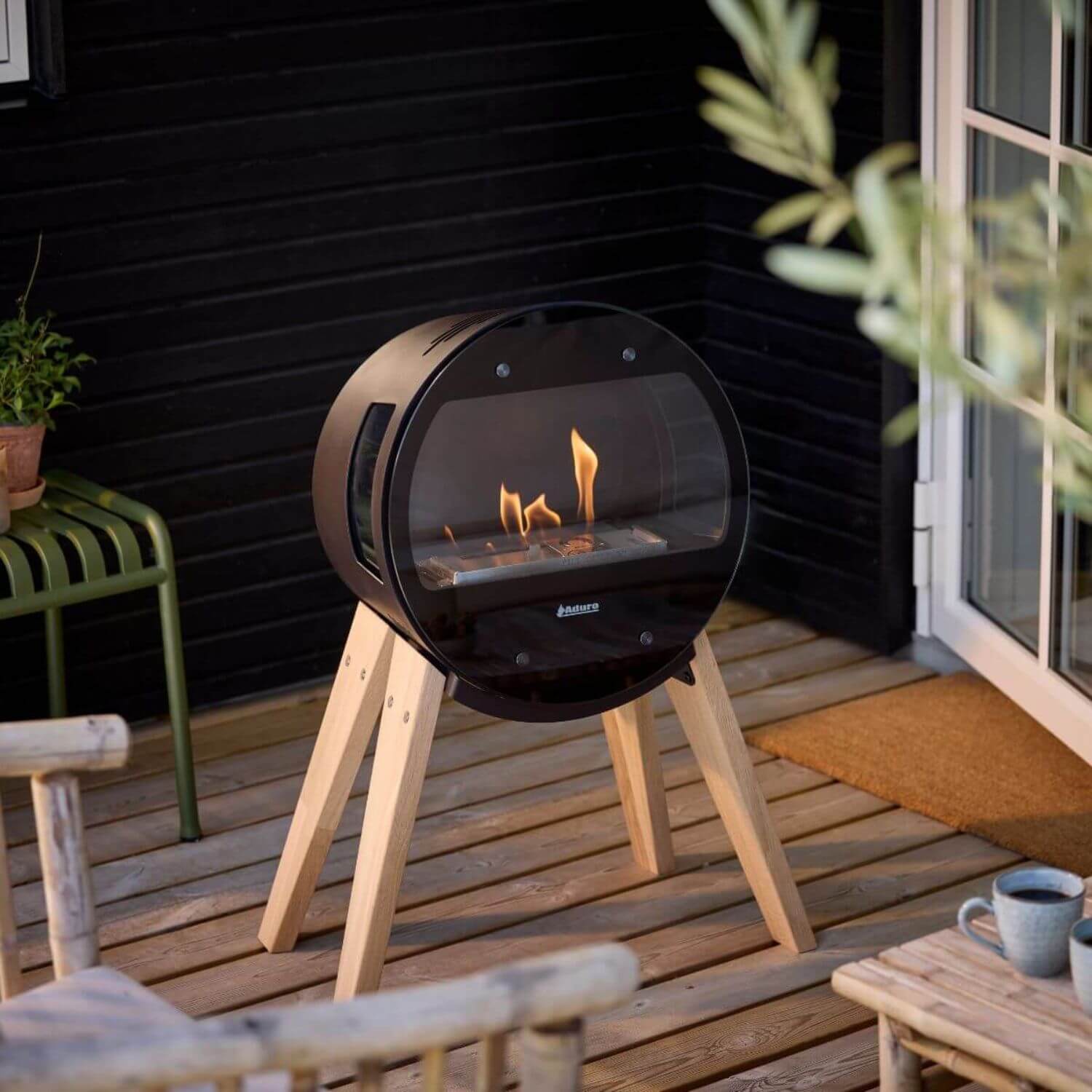 aduro-bio-fireplaces-b1-bioethanol-ofen-mit-glas image 7