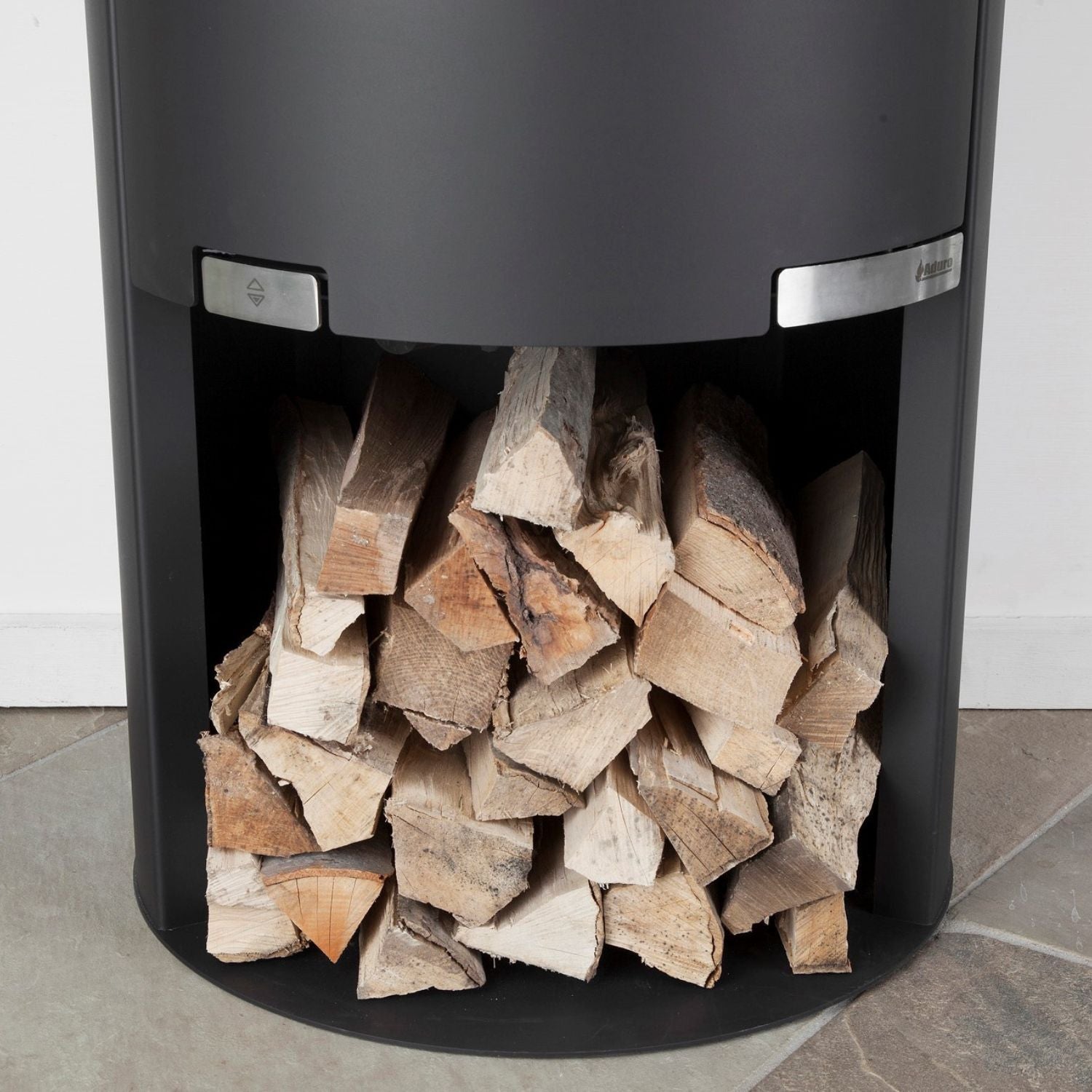 aduro-1-4-kaminofen-holz-rund-mit-holzfach image 3