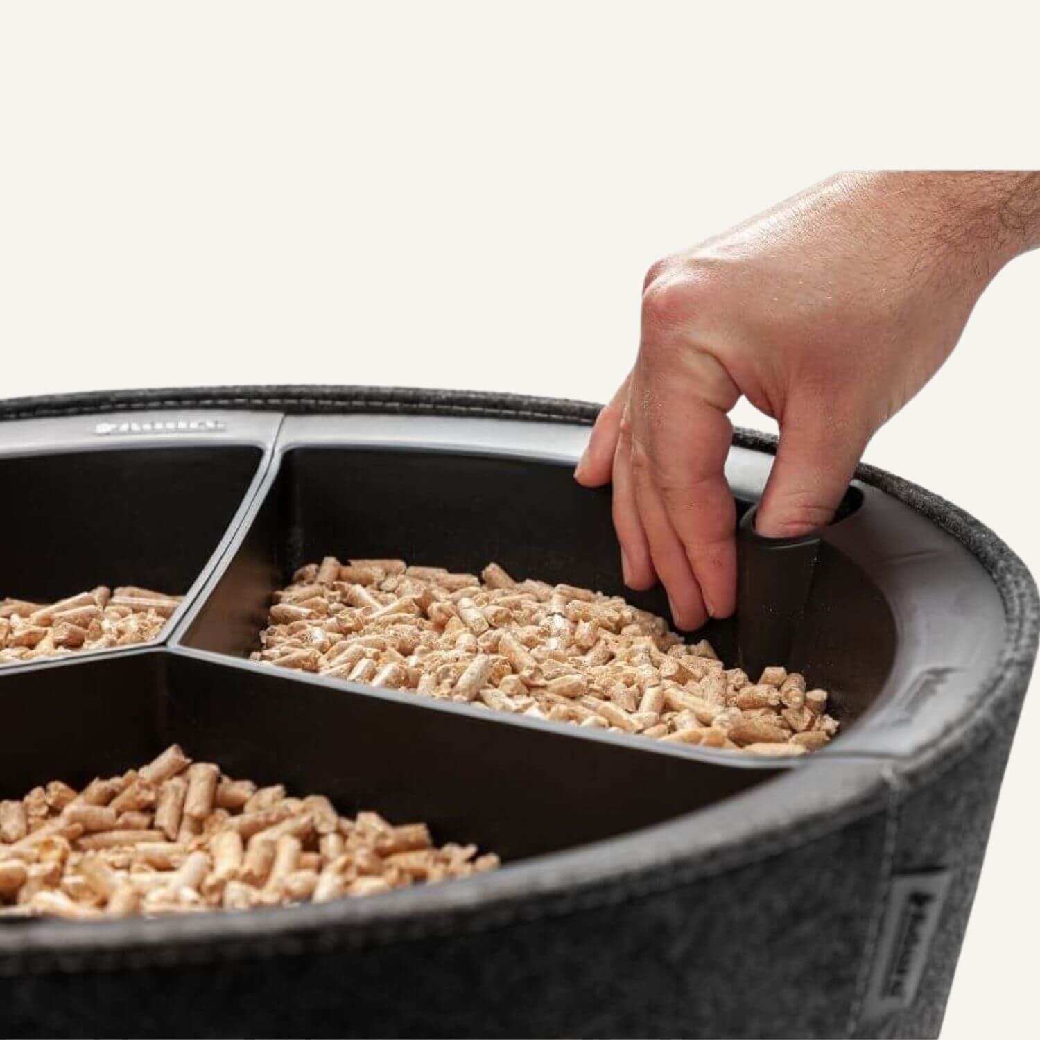 aduro-p1-korbset-f-r-holzpellets-filz-grau-2-in-1 image 3