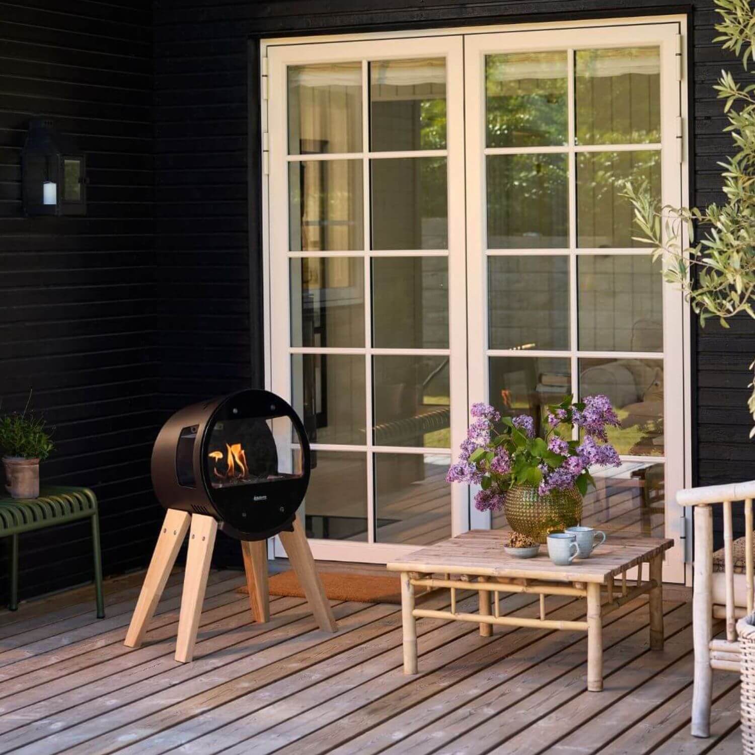 aduro-bio-fireplaces-b1-bioethanol-ofen-mit-glas image 6